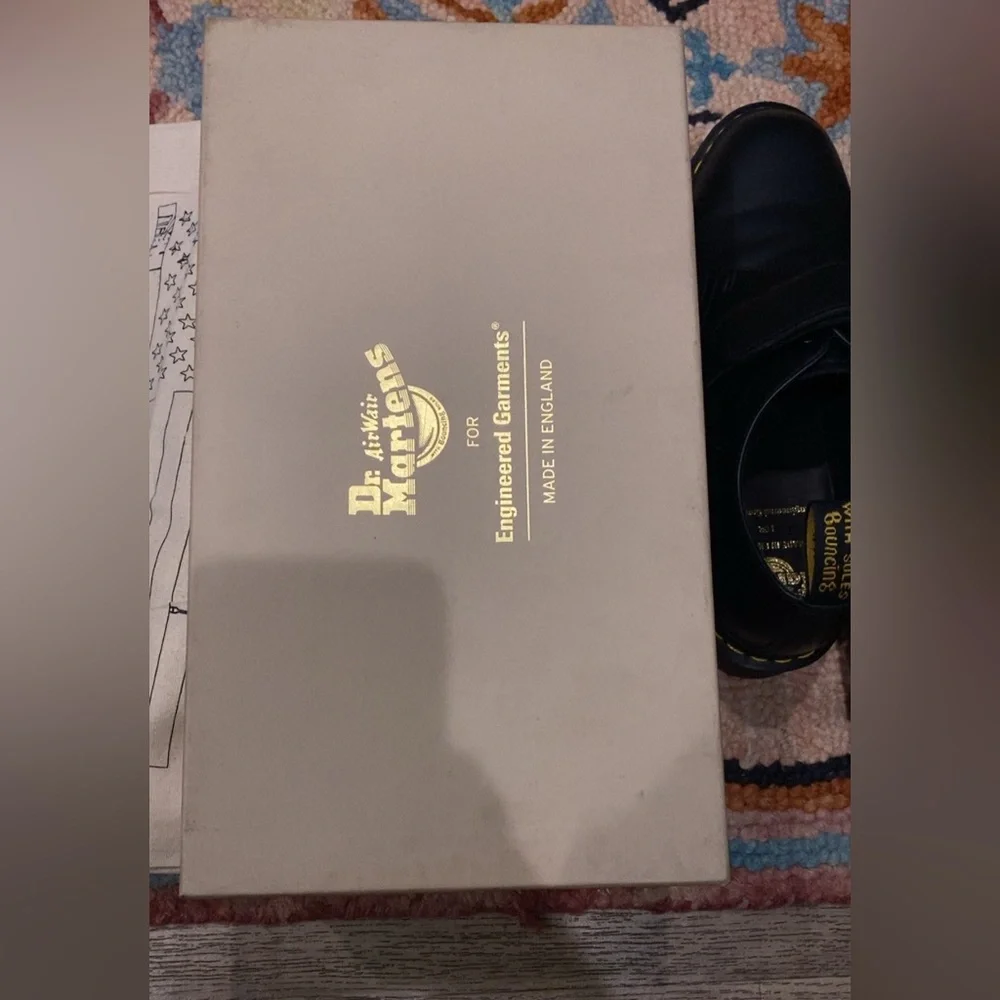 Dr.Martens Velcro Strap Shoe 8 - Picture 9 of 9